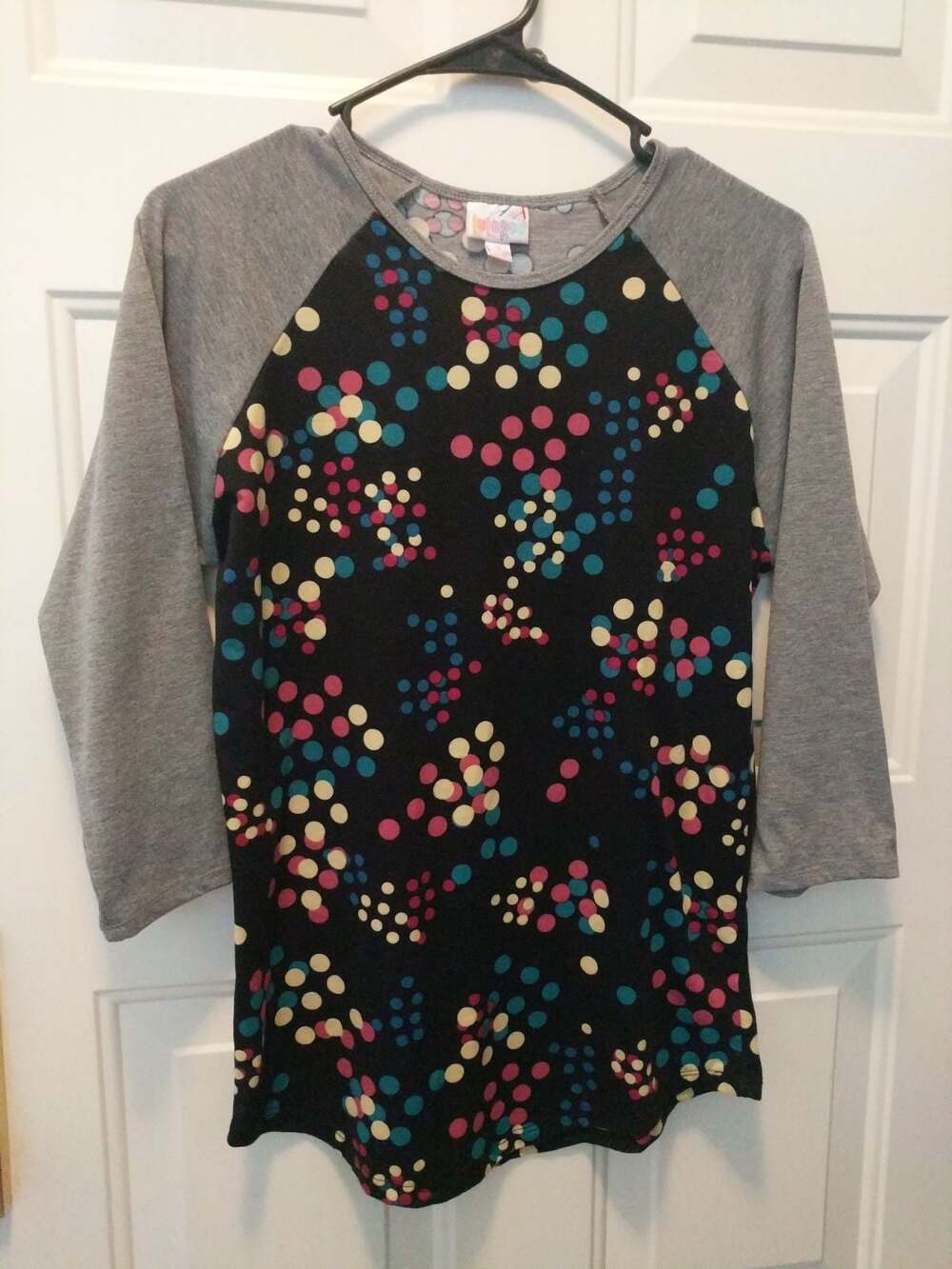 LuLaRoe Long Sleeve t-shirt women's size S black grey polka dot polyester blend